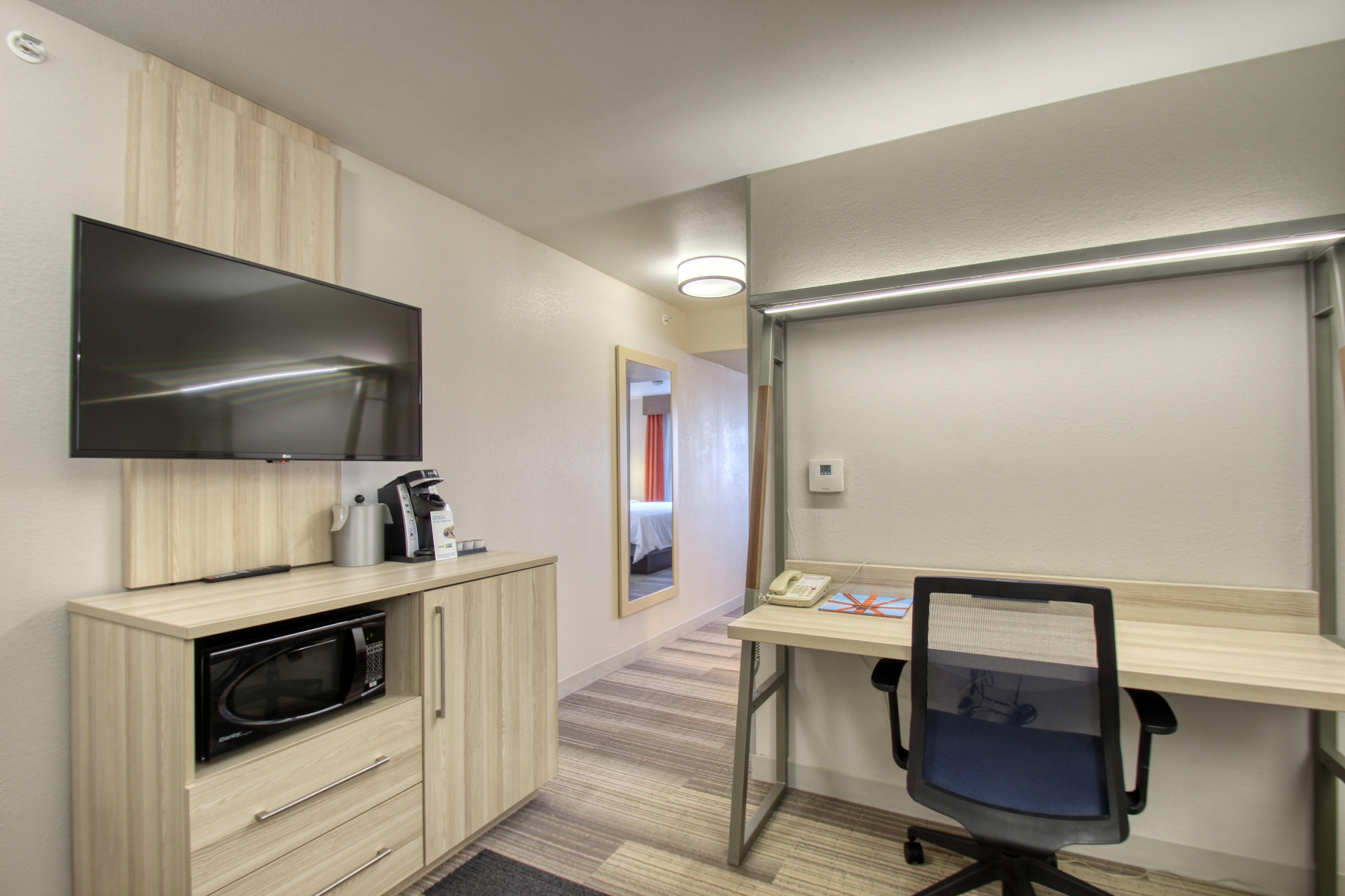 Holiday Inn Express Hotel & Suites Milwaukee Airport By Ihg Εξωτερικό φωτογραφία