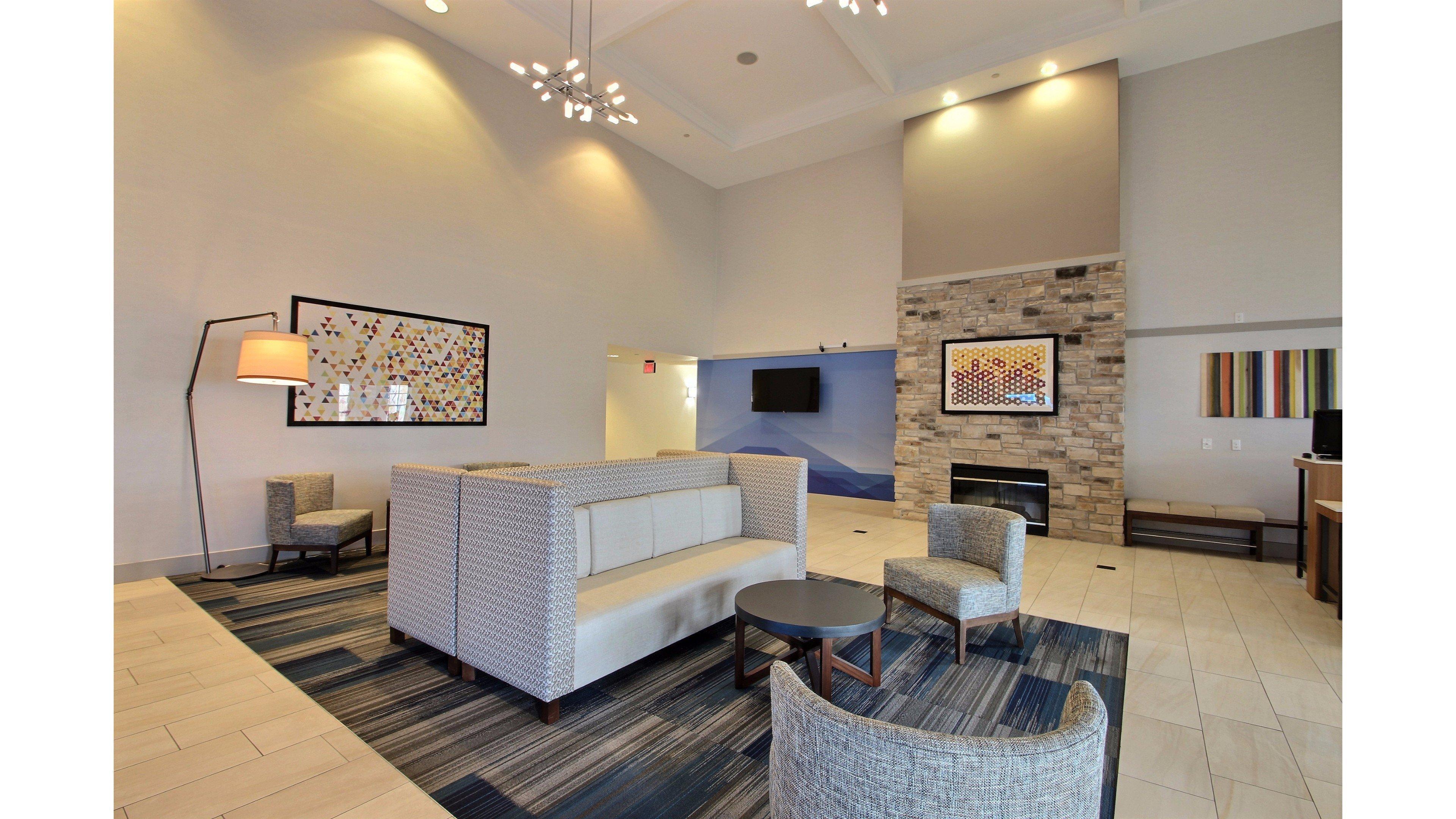 Holiday Inn Express Hotel & Suites Milwaukee Airport By Ihg Εξωτερικό φωτογραφία